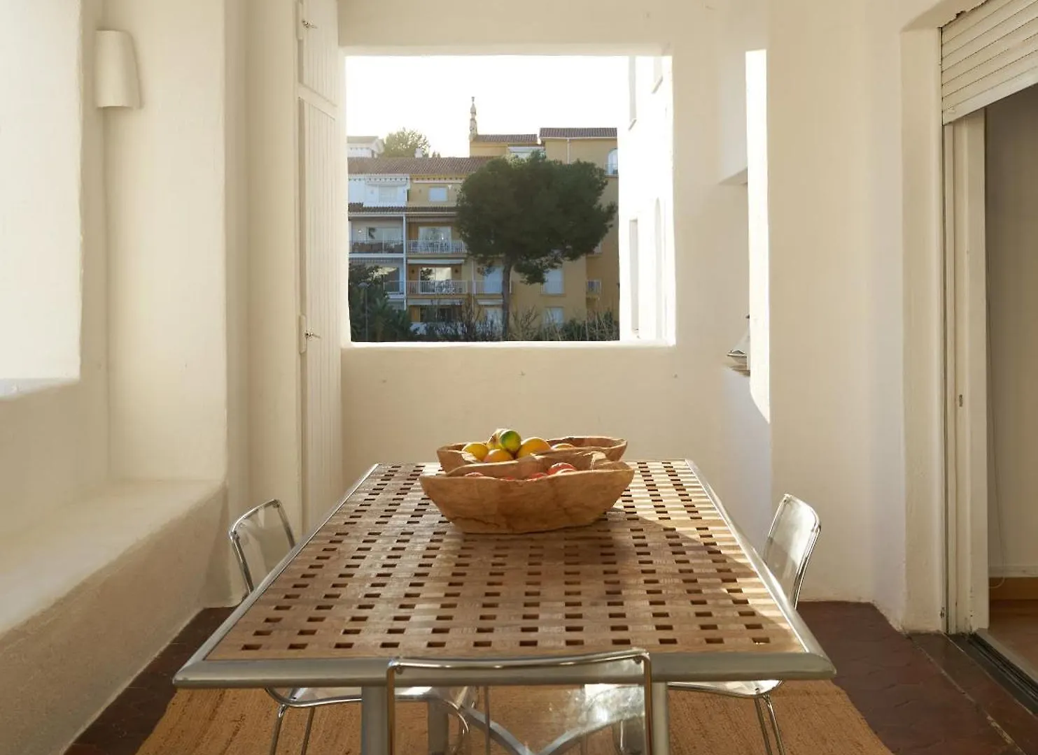 Homestay Luxury 4 Bed Flat - Beachfront In Puerto Banus Marbella